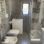 Casa Biscarello - Borgo E * Grotte di Castro