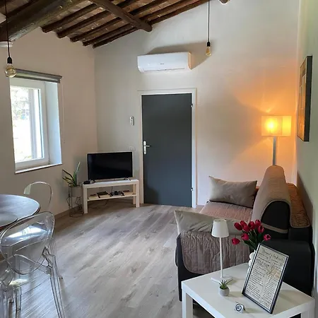 Casa Biscarello - Borgo E Ferienhaus Grotte di Castro