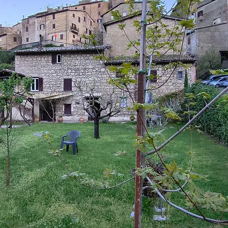 Casa Biscarello - Borgo E Ferienhaus Grotte di Castro